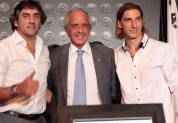 enzo-francescoli-rodolfo-donofrio-leonel-gancedo-river-plate_u1jkqc87yeqn1366luehfpm1h